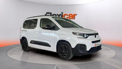 Usado Citroën Berlingo Shine 131 CV (96 kW) 2024 Blanco Monovolumen