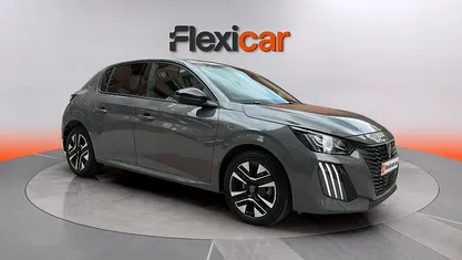 Usado Peugeot 208 Active 102 CV (75 kW) 2025 Gris Utilitario