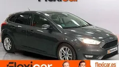 Usado 2016 Ford Focus Titanium Berlina | 8990 € (Precio justo)