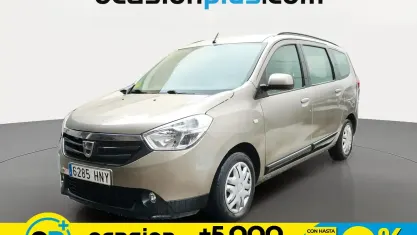 Usado Dacia Lodgy Lauréate 90 CV (66 kW) 2013 Beige Monovolumen