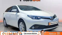 Blanco Usado 2017 Toyota Auris Hybrid Advance Familiar | 16.990 € (Precio justo)