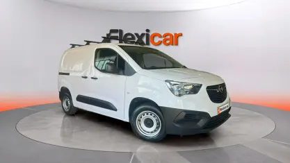 Usado Opel Combo 102 CV (75 kW) 2023 Blanco Monovolumen