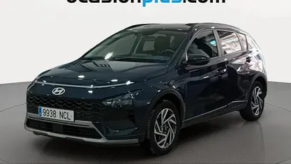 Usado Hyundai Bayon 80 CV (58 kW) 2025 Gris SUV