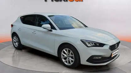 Usado Seat Leon Reference 140 CV (102 kW) 2021 Familiar