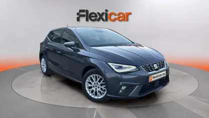 Usado Seat Ibiza Style 116 CV (85 kW) 2024 Gris Utilitario
