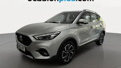 Usado MG ZS Luxury 111 CV (81 kW) 2024 Gris plata SUV