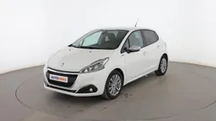 Blanco Usado 2019 Peugeot 208 Signature Sky Utilitario | 10.299 € (Precio justo)