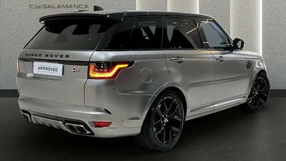 Usado Land Rover Range Rover Sport SVR 575 CV (422 kW) 2022 Oscuro metalizado SUV