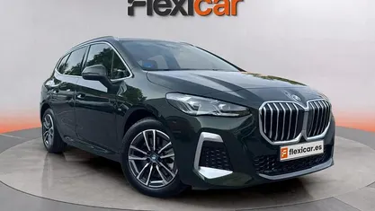 Verde Usado 2024 BMW 230 Monovolumen | 34.490 €