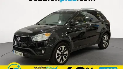 Usado SsangYong Korando Limited 175 CV (128 kW) 2014 Negro SUV
