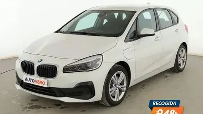 Begagnad BMW 225 Active Tourer Sport Line 245 HK (180 kW) 2022 Vit Minibuss