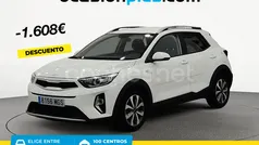 Blanco Usado 2023 Kia Stonic SUV | 17.690 € (Precio justo)