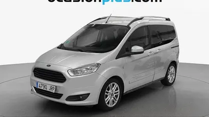 Usado Ford Tourneo Courier Titanium 102 CV (75 kW) 2016 Monovolumen