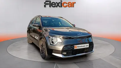 Usado Kia Niro 150 kW (204 CV) 2024 Gris SUV