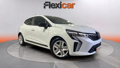 Begagnad Renault Clio V Equilibre 101 HK (74 kW) 2023 Vit Halvkombi