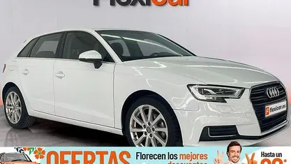 Usado Audi A3 Design 150 CV (110 kW) 2018 Blanco Berlina