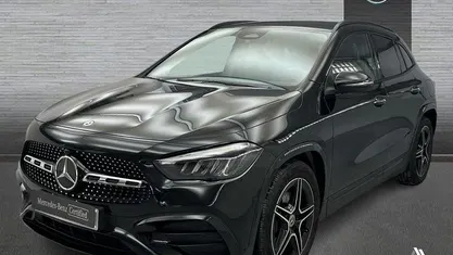 Negro Usado 2025 Mercedes GLA200 AMG line SUV | 44.900 € (Precio justo)
