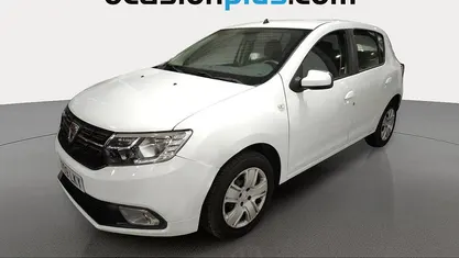 Usado Dacia Sandero Comfort 95 CV (69 kW) 2020 Blanco Utilitario