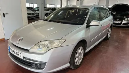 Usado Renault Laguna III Expression 130 CV (95 kW) 2008 Gris Familiar