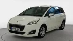 Blanco Usado 2016 Peugeot 5008 Active Monovolumen | 9800 € (Precio justo)