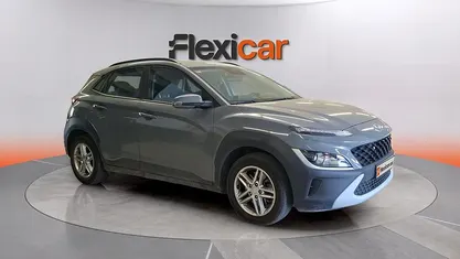 Usado Hyundai Kona 120 CV (88 kW) 2021 Gris SUV