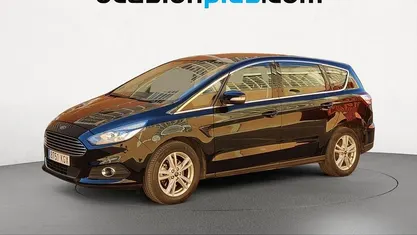 Usado Ford S-MAX Titanium 150 CV (110 kW) 2018 Negro Monovolumen