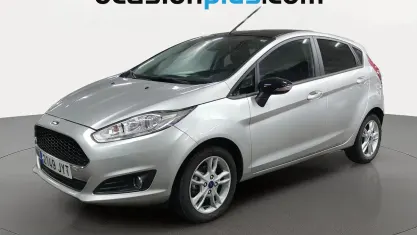 Usado Ford Fiesta Trend 82 CV (60 kW) 2017 Gris Utilitario