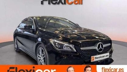 Occasion Mercedes CLA200 Shooting Brake 136 PK (100 kW) 2017 Zwart Stationwagen