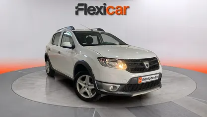 Usado Dacia Sandero Stepway 90 CV (66 kW) 2016 Berlina