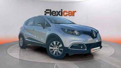 Usado Renault Captur Intens 90 CV (66 kW) 2016 Gris SUV