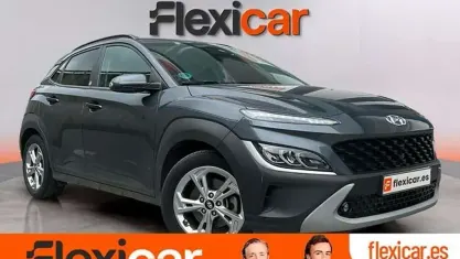 Usado Hyundai Kona 120 CV (88 kW) 2022 Gris SUV