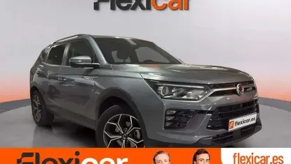 Usado SsangYong Korando 149 CV (109 kW) 2023 Gris SUV