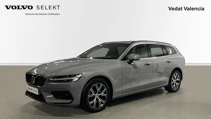 Usado 2025 Volvo V60 Core Familiar | 41.900 € (Precio justo)