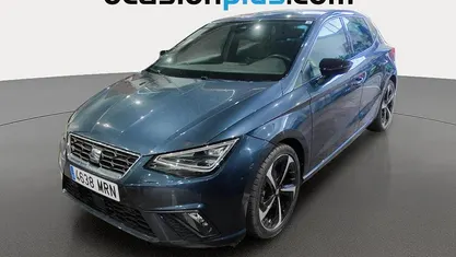 Gris Usado 2024 Seat Ibiza FR Utilitario | 19.682 € (Precio justo)