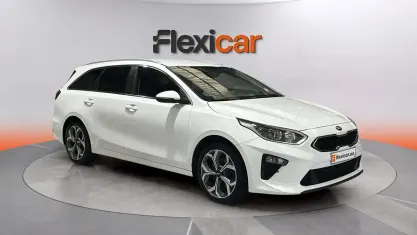 Usado Kia Ceed 140 CV (102 kW) 2020 Blanco Utilitario