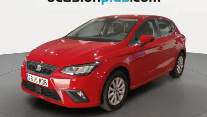 Usado Seat Ibiza Reference 80 CV (58 kW) 2022 Rojo Utilitario