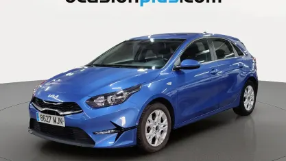 Usado Kia Ceed 136 CV (100 kW) 2023 Azul Utilitario