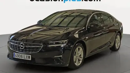 Usado Opel Insignia Business 174 CV (127 kW) 2022 Negro Berlina