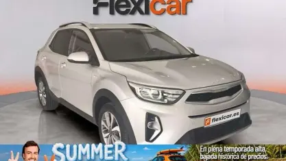 Usado Kia Stonic 79 CV (58 kW) 2025 Gris SUV