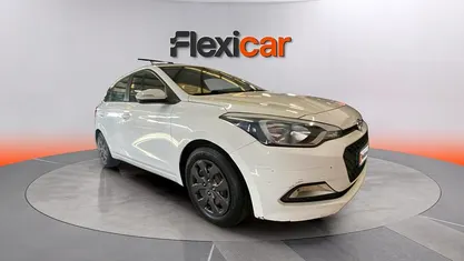 Usado Hyundai i20 84 CV (61 kW) 2017 Berlina