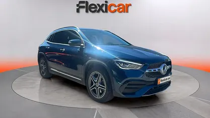 Usado Mercedes GLA250 220 CV (161 kW) 2020 Verde SUV