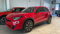 Rojo Nuevo 2025 Fiat 600 Red SUV | 25.490 € (Precio justo)