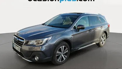 Usado Subaru Outback 175 CV (128 kW) 2019 Gris Monovolumen
