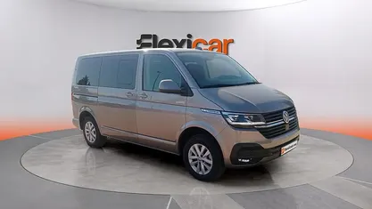 Usado VW Caravelle 150 CV (110 kW) 2020 Gris Monovolumen
