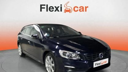 Usado Volvo V60 Momentum 150 CV (110 kW) 2017 Azul Familiar