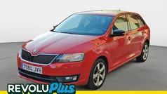 Rojo Usado 2016 Skoda Rapid Ambition Utilitario | 9850 € (Precio justo)