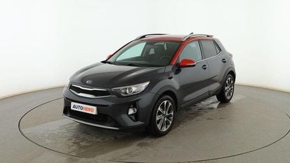 Usado Kia Stonic 101 HP (74 kW) 2019 Cinzento SUV
