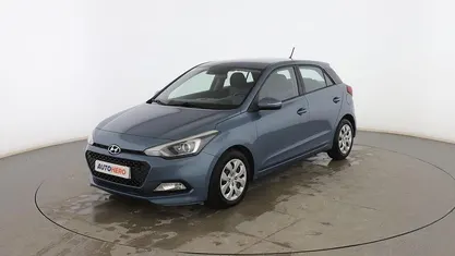 Usado Hyundai i20 100 CV (73 kW) 2016 Berlina