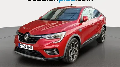 Usado Renault Arkana Techno 140 CV (102 kW) 2023 Rojo SUV