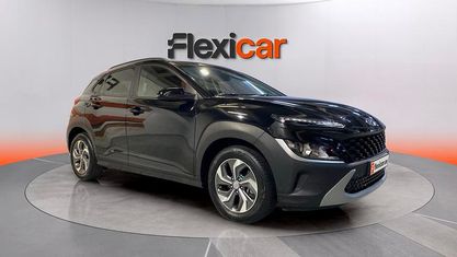 Używany Hyundai Kona 141 KM (103 kW) 2022 Czarny SUV